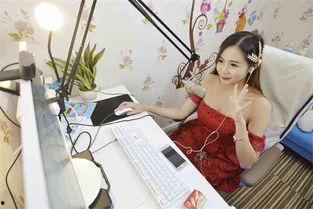 网红主播吃瓜丝袜在线,直播现场引发网友热议